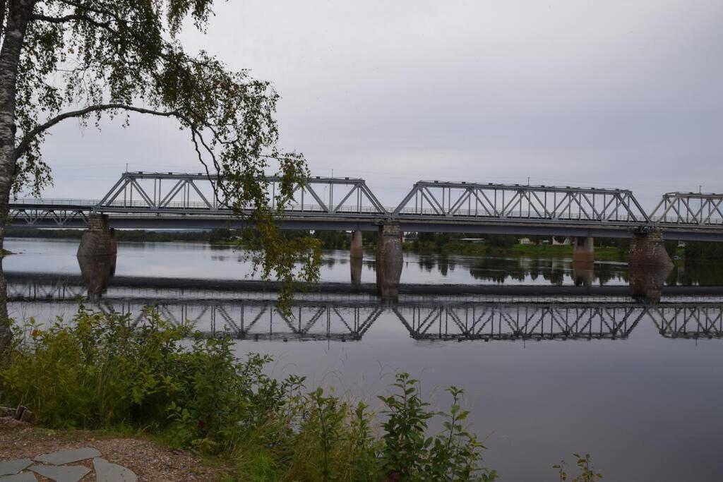 Riverside *
